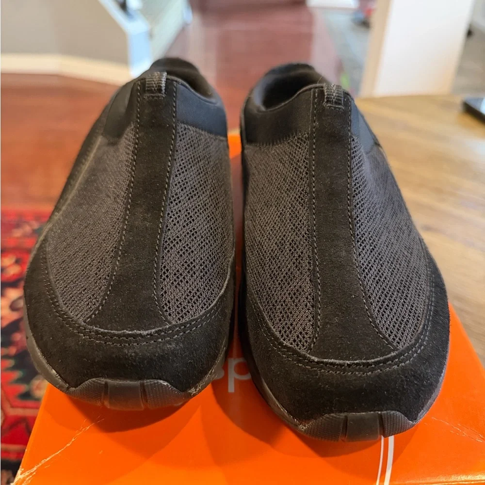 Easy Spirit Black Knit Slip-On Loafers for Women - Picture 2 of 5